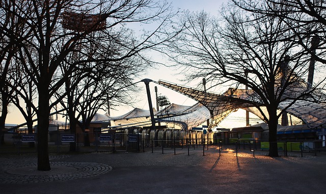 各支车队和 各支车队和